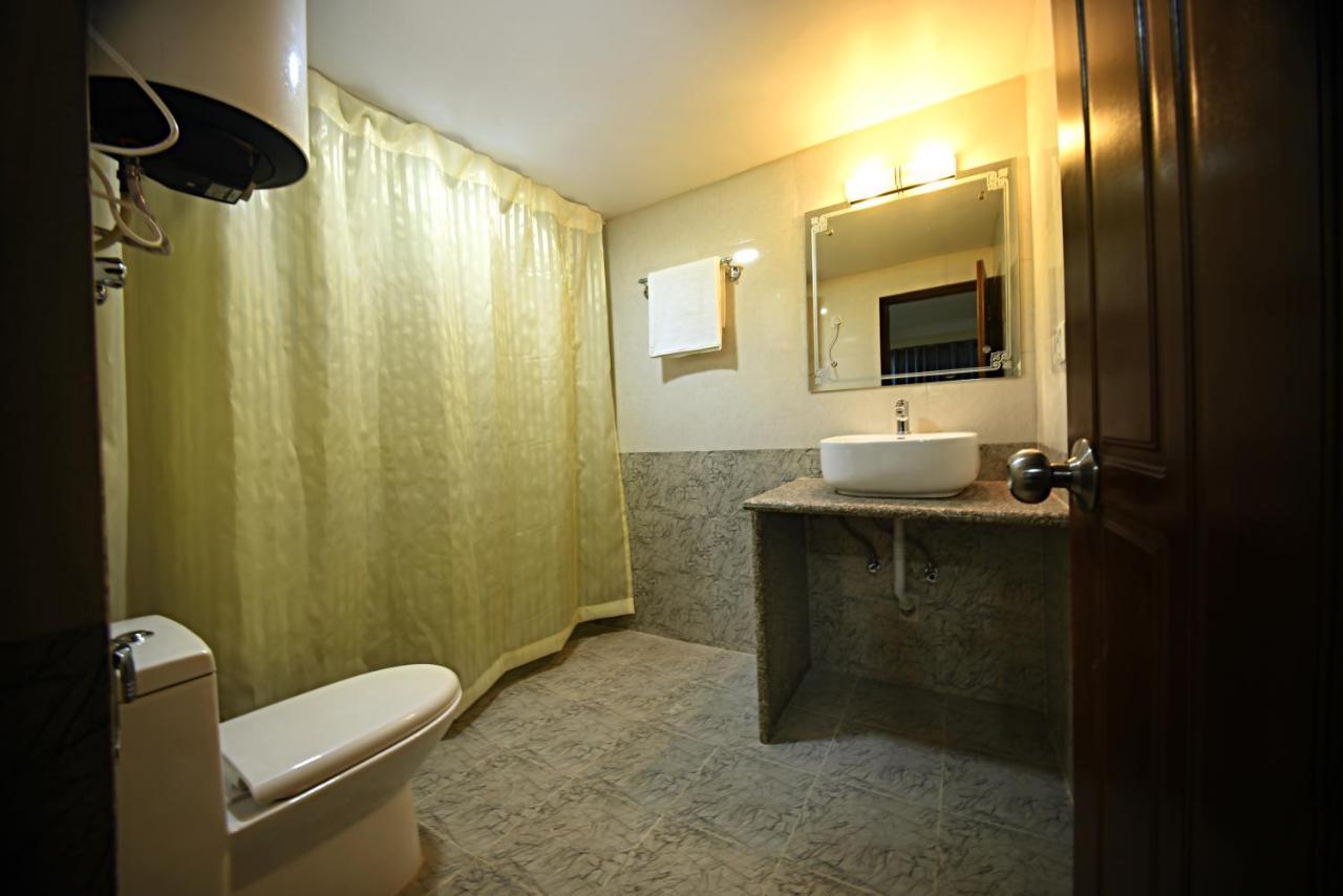 Karma Hotel Nepal กาฐมาณฑุ ภายนอก รูปภาพ