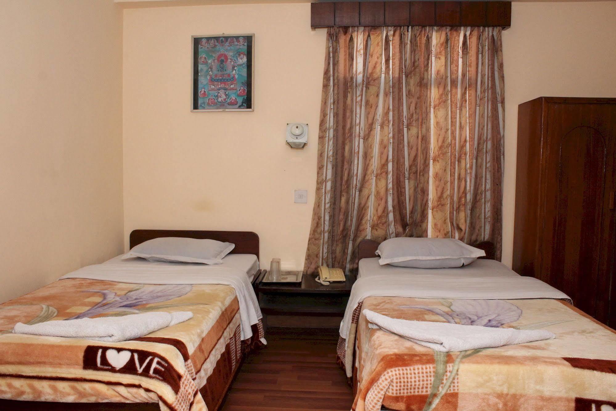 Karma Hotel Nepal กาฐมาณฑุ ภายนอก รูปภาพ