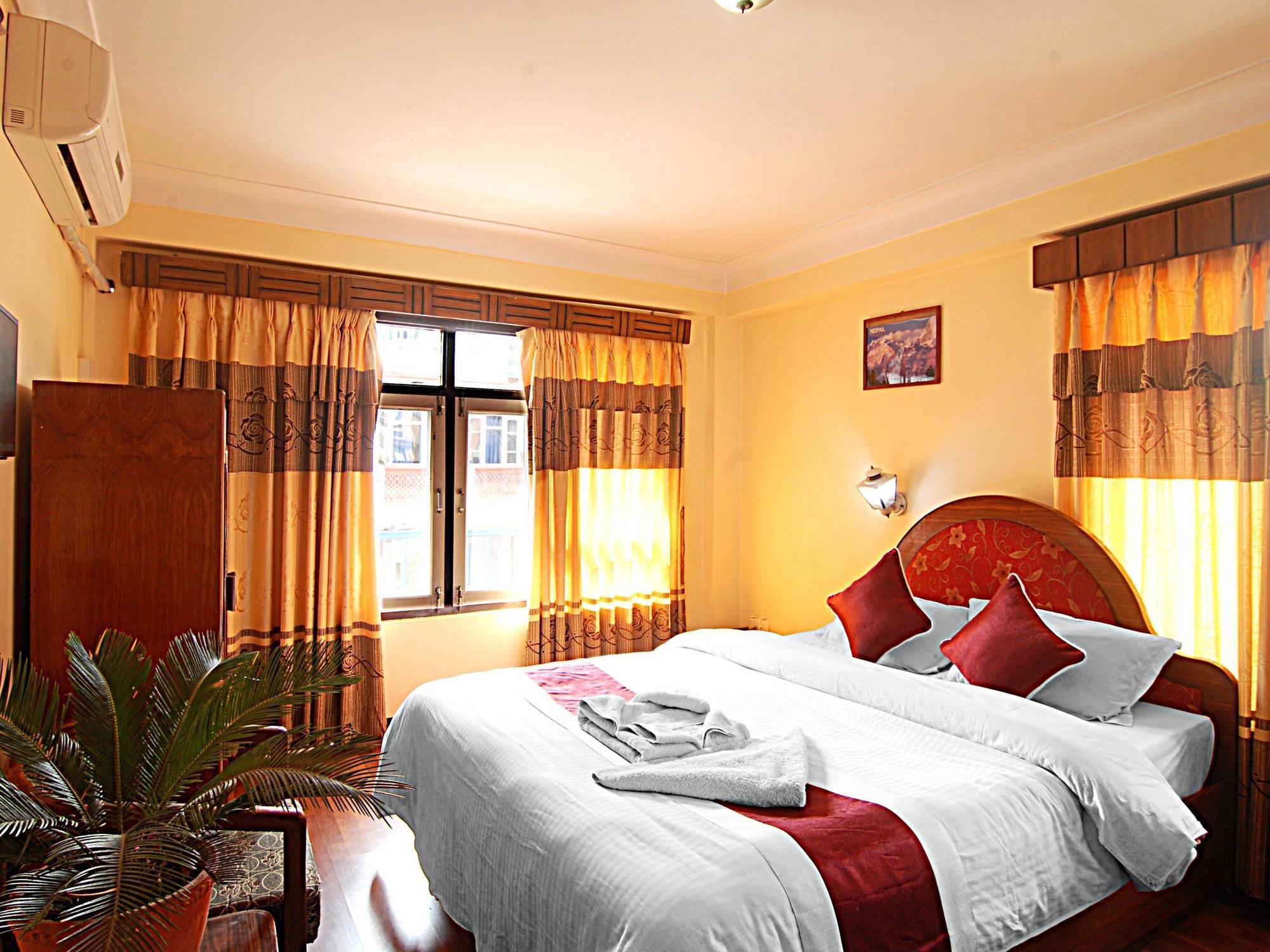 Karma Hotel Nepal กาฐมาณฑุ ภายนอก รูปภาพ
